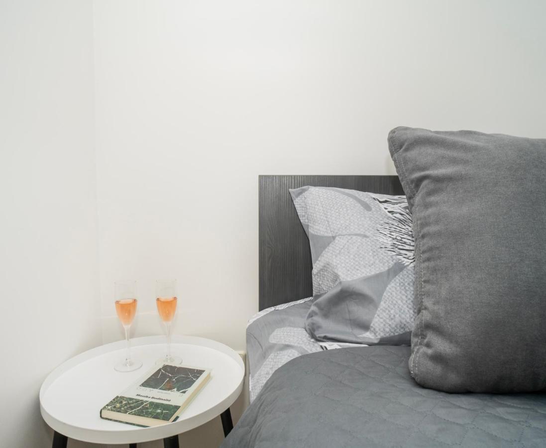 The Private Garden House Apartment Kaunas Luaran gambar