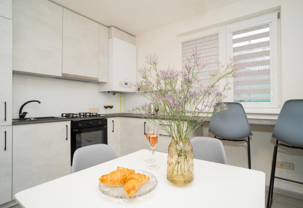 The Private Garden House Apartment Kaunas Luaran gambar