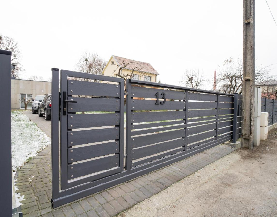 The Private Garden House Apartment Kaunas Luaran gambar